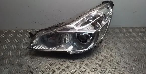Subaru Legacy Headlight/headlamp
