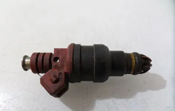 BMW 7 E38 Fuel injector 280150778