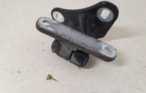 Mercedes-Benz C W203 Front door lower hinge 