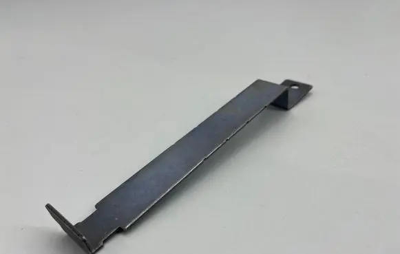 Battery bracket