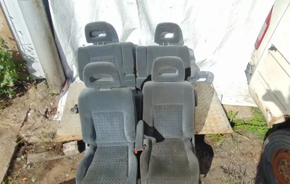 Seat set