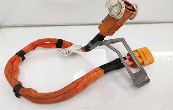 Engine installation wiring loom