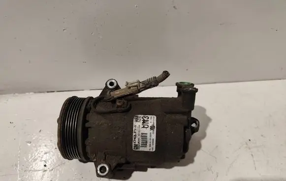 Opel Zafira B Air conditioning (A/C) compressor (pump) 13286088 681L98L0T