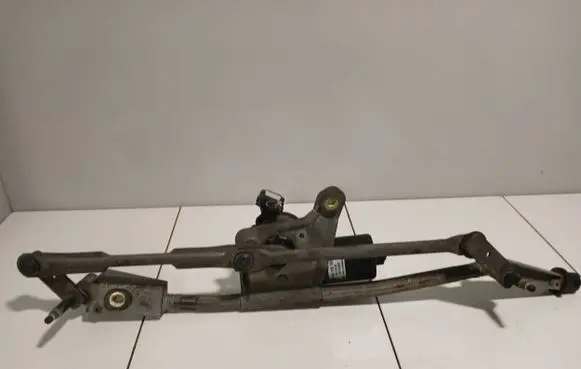 Volvo S60 Front wiper linkage and motor 404775 09151848