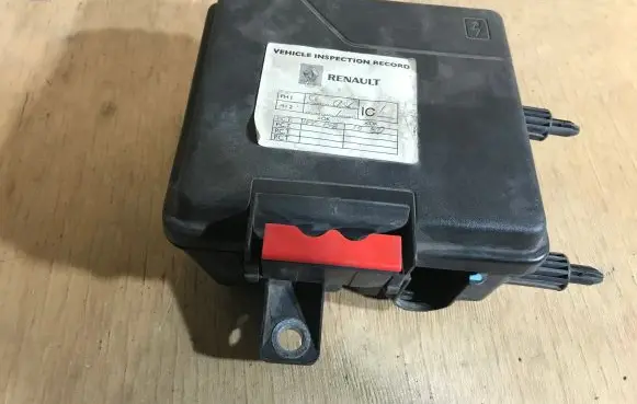 Renault Laguna III Fuse box set