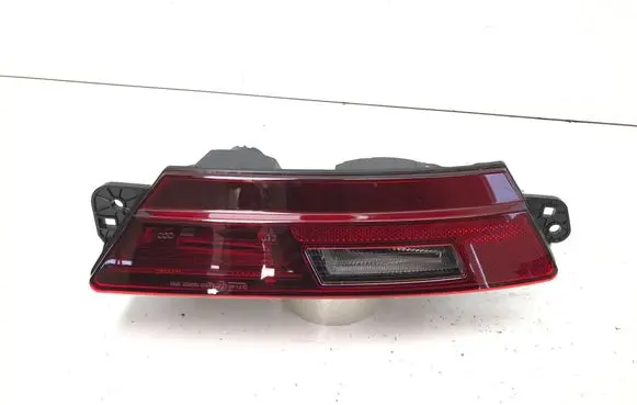 Peugeot 3008 III Rear bumper light 4W7716049 MI4W7716