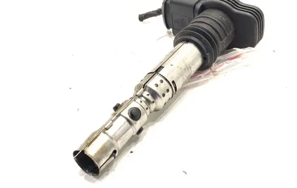 High voltage ignition coil