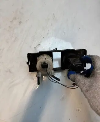 Mercedes-Benz E W124 Climate control/heater control trim 1248330314