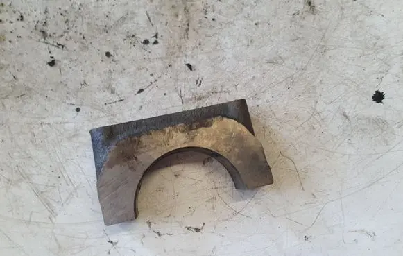 BMW 5 E60 E61 Crankshaft Holder NOCODE