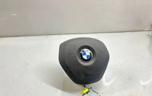 BMW 3 F30 F35 F31 Steering wheel airbag 6791332 62560050G