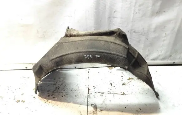 Audi A6 S6 C6 4F Front wheel arch liner splash guards 