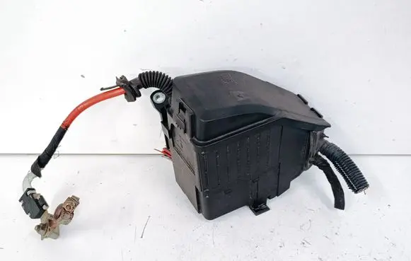 Volvo S60 Fuse box set 6G9T14A076MB 6G9T14A067CA