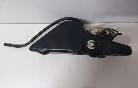 Mercedes-Benz G W463 2nd Gen Windshield washer fluid reservoir/tank A4638600060