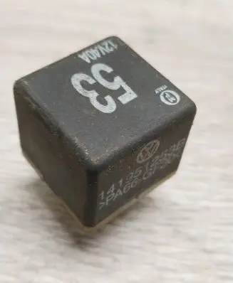 Volkswagen Golf V Other relay 141951253B