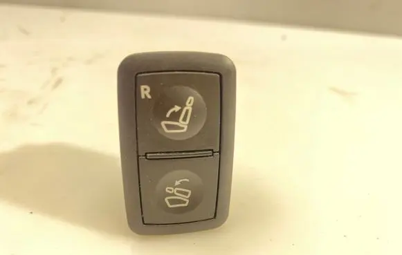 Mercedes-Benz GL X164 Seat control switch A1648707010 03250611