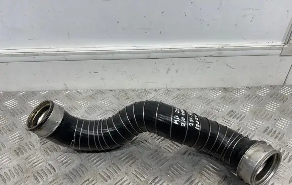 Mercedes-Benz E W211 Intercooler hose/pipe A2115281882
