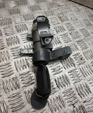 Volvo XC90 Ignition lock 8621509 510130020