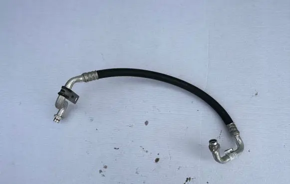 Renault Trafic III (X82) Air conditioning (A/C) pipe/hose