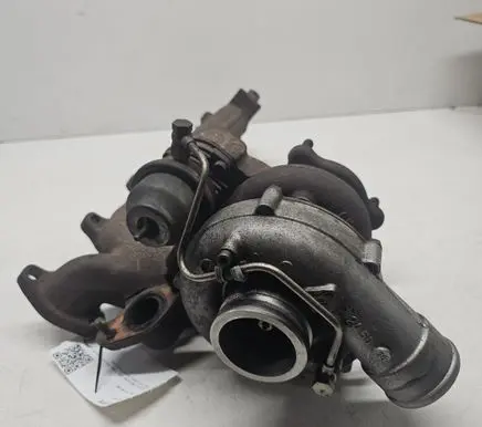 Volvo V70 Turbo 074145701J