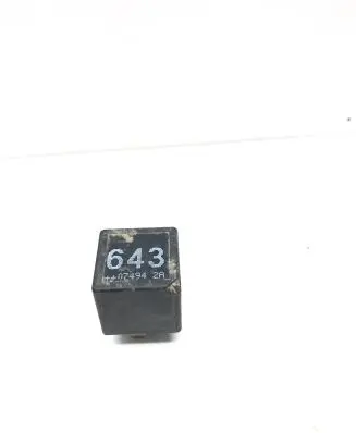 Audi A6 S6 C6 4F Other relay 8K0951253 V23136B6X72