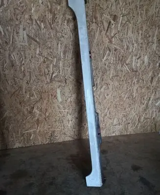 Mazda 3 II Sill
