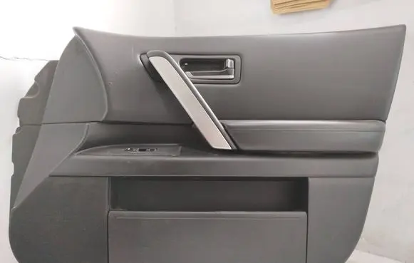 Infiniti FX Front door card panel trim 80922CG000