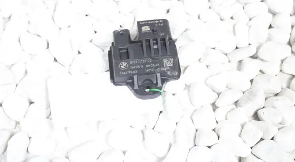 BMW 3 E90 E91 Glow plug pre-heat relay 8570087 7822098