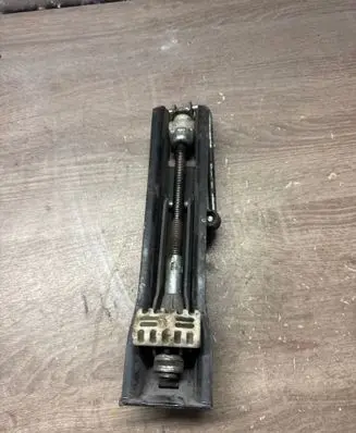 Mercedes-Benz C W204 Lift Jack A2115830215