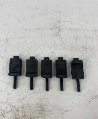 Volkswagen Transporter - Caravelle T5 Fuel Injector clamp holder 