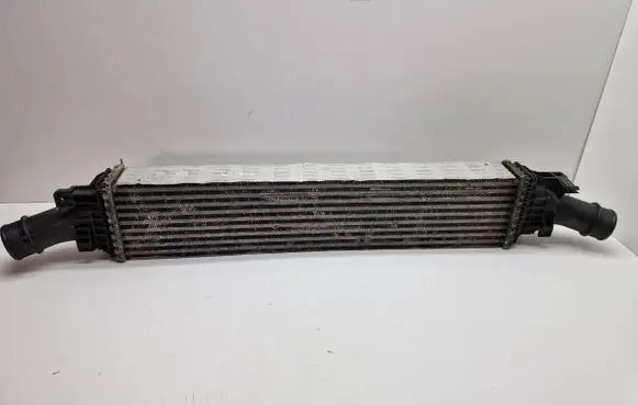 Audi Q5 SQ5 Intercooler radiator 8K0145805G L3132003 PA66PAGGF30
