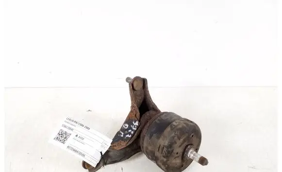 Lexus RX 330 - 350 - 400H Engine mount bracket 12362-20040