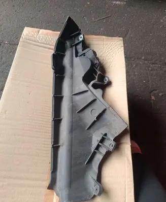 BMW X5 E70 Other engine bay part 51717169420 7169420