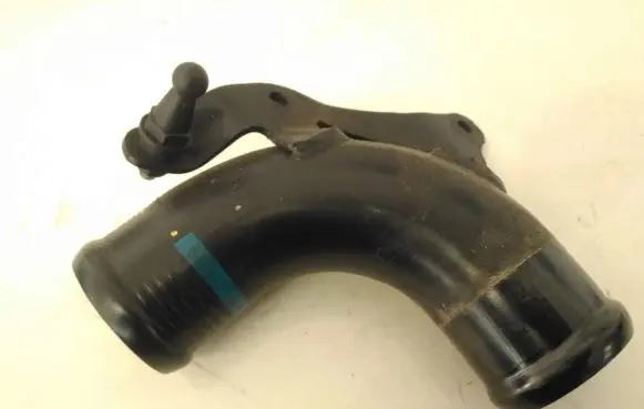 Ford Fiesta Intercooler hose/pipe av616c750 av61-6c750