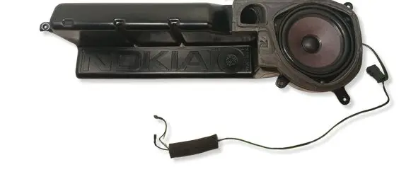 Audi A8 S8 D2 4D Front door speaker 4D0035382