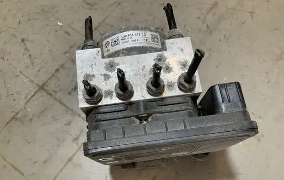 Audi A3 S3 8V ABS Pump 5Q0614517CG