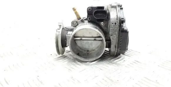 Audi A6 S6 C5 4B Throttle valve 078133063AL
