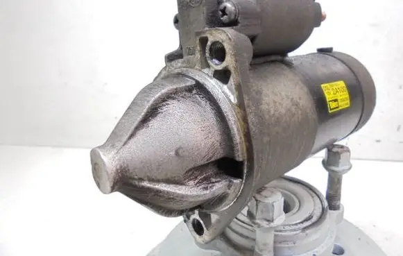 Hyundai i30 Starter motor 361002A100