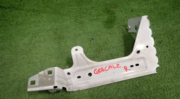 Maserati Grecale Fender mounting bracket 