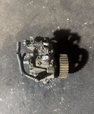 Peugeot Partner Fuel injection high pressure pump 0445010102 9683703780 9683703780A