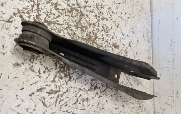 BMW X4M F98 Rear upper control arm/wishbone 6795812