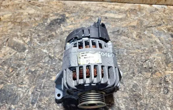 Alfa Romeo Mito Generator/alternator 63321775