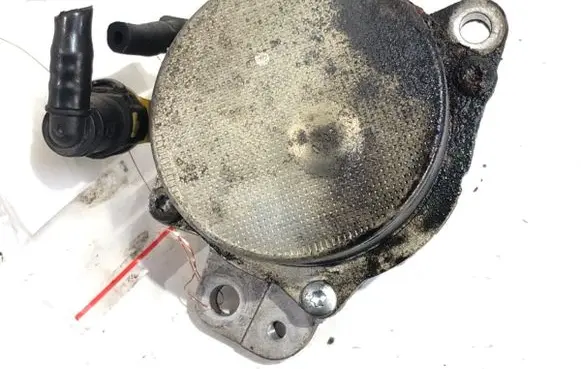 Opel Astra H Vacuum pump