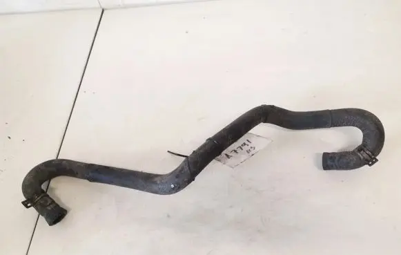 Nissan Primera Engine coolant pipe/hose