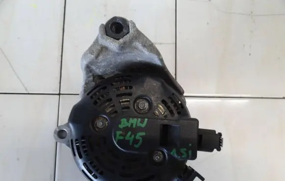 BMW 2 F45 Generator/alternator 7640131-03 104211-8181