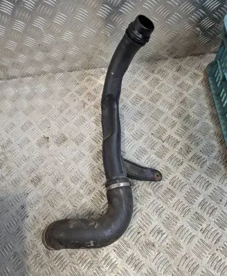 Jeep Cherokee Intercooler hose/pipe 68141374AC