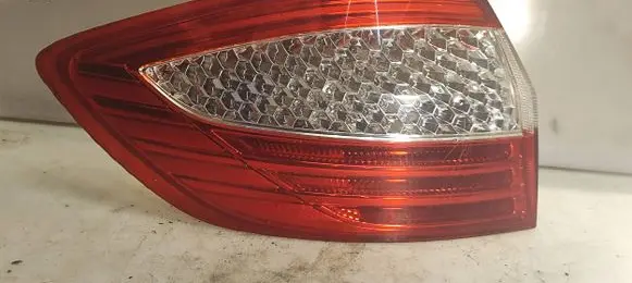 Ford Mondeo MK IV Rear/tail lights 1S7113405B
