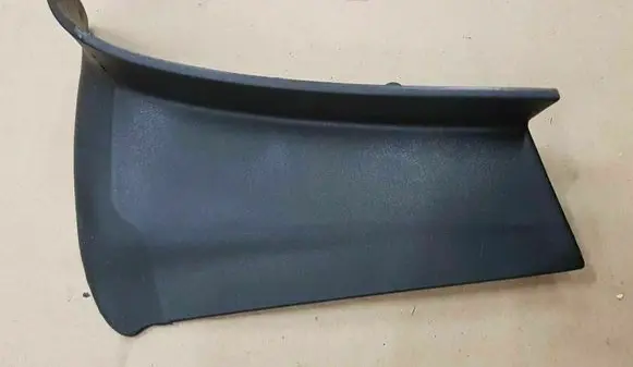 Audi A3 S3 8V Rear/tail light trim molding 8V7945253A