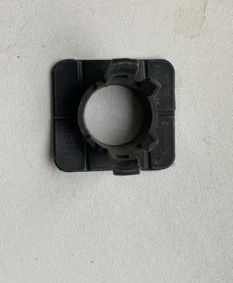 BMW 3 E90 E91 Front parking sensor holder (PDC) 7138407