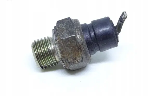 Iveco Daily 6th gen Oil pressure sensor 