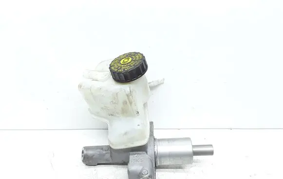 Mercedes-Benz C W204 Master brake cylinder A2044300102